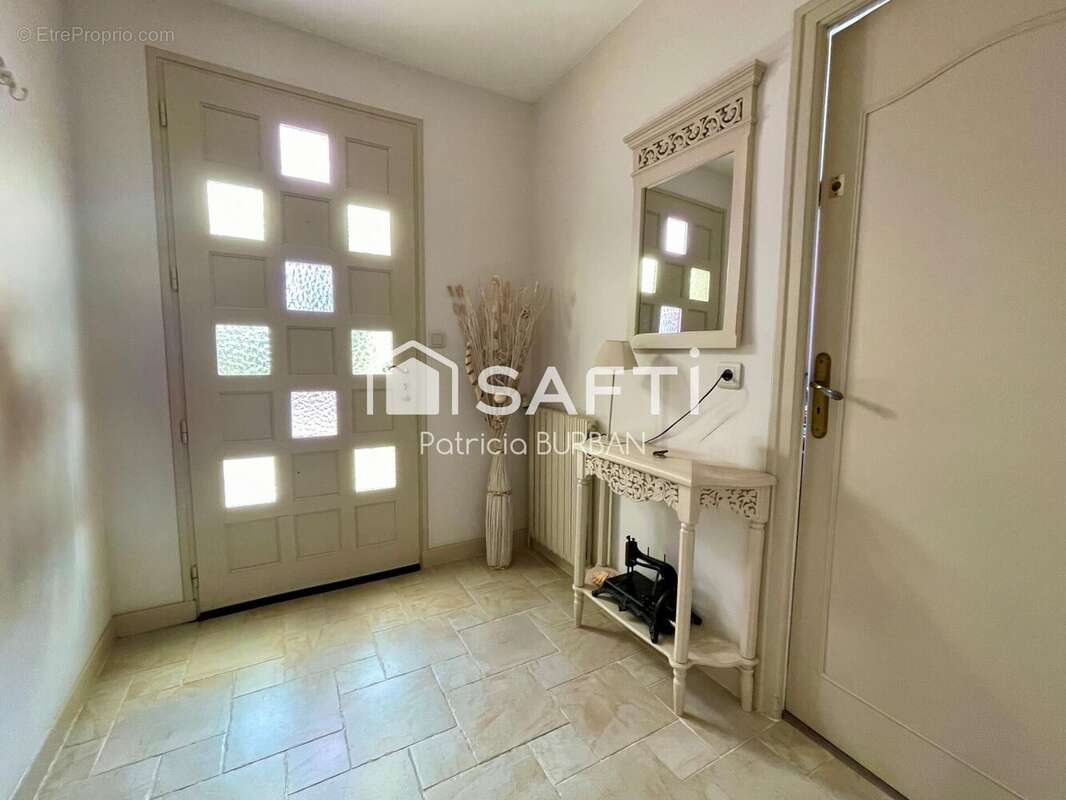 Maison 163 m² à Sulniac  - photo 2