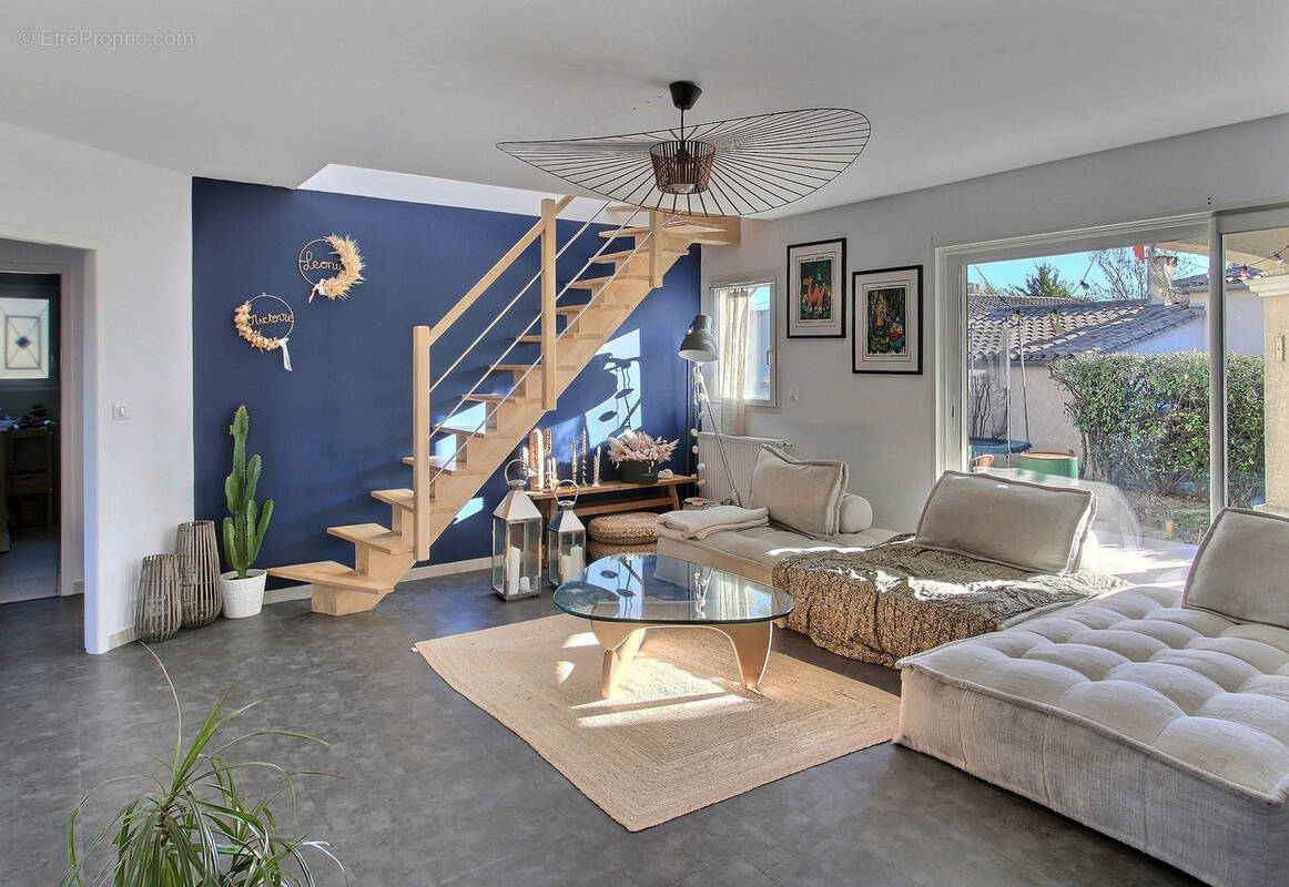 Maison à SAINT-MARTIN-DE-LONDRES