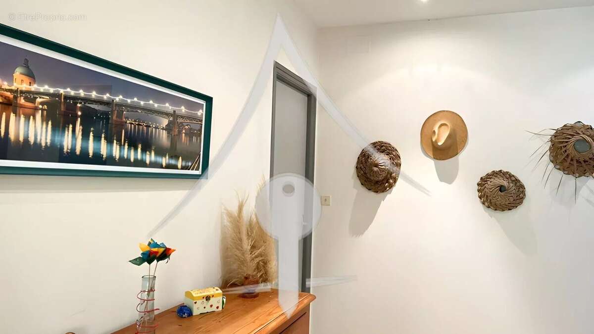 Maison à LAVERNOSE-LACASSE