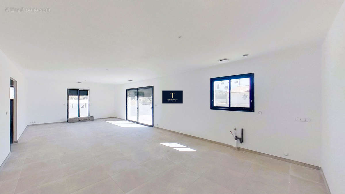 Maison à SAINT-ANDRE-DE-ROQUELONGUE