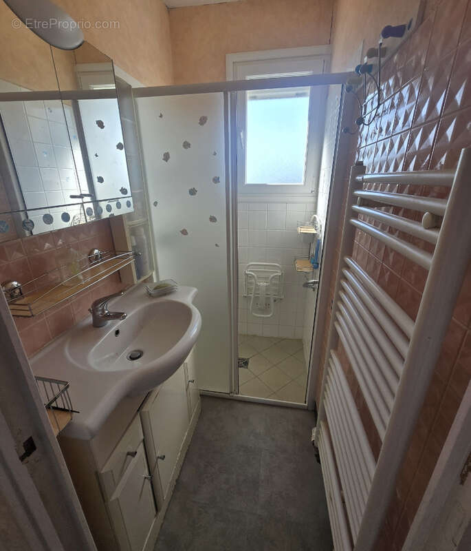 Pavillon très bon état sur sous sol indépendant, 2ch, 565m2 de terrain - photo 8