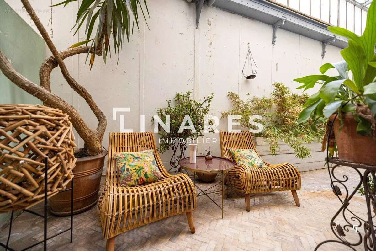 Appartement à MARSEILLE-1E