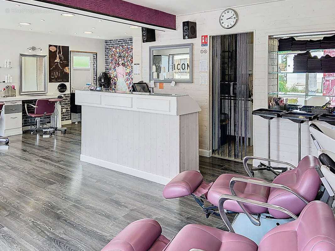 Commerce à FONTENAY-LE-MARMION