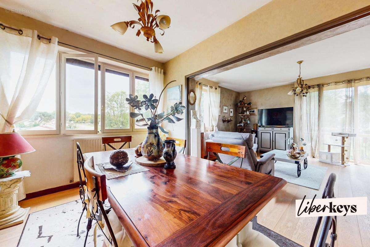 Appartement à SENONCHES