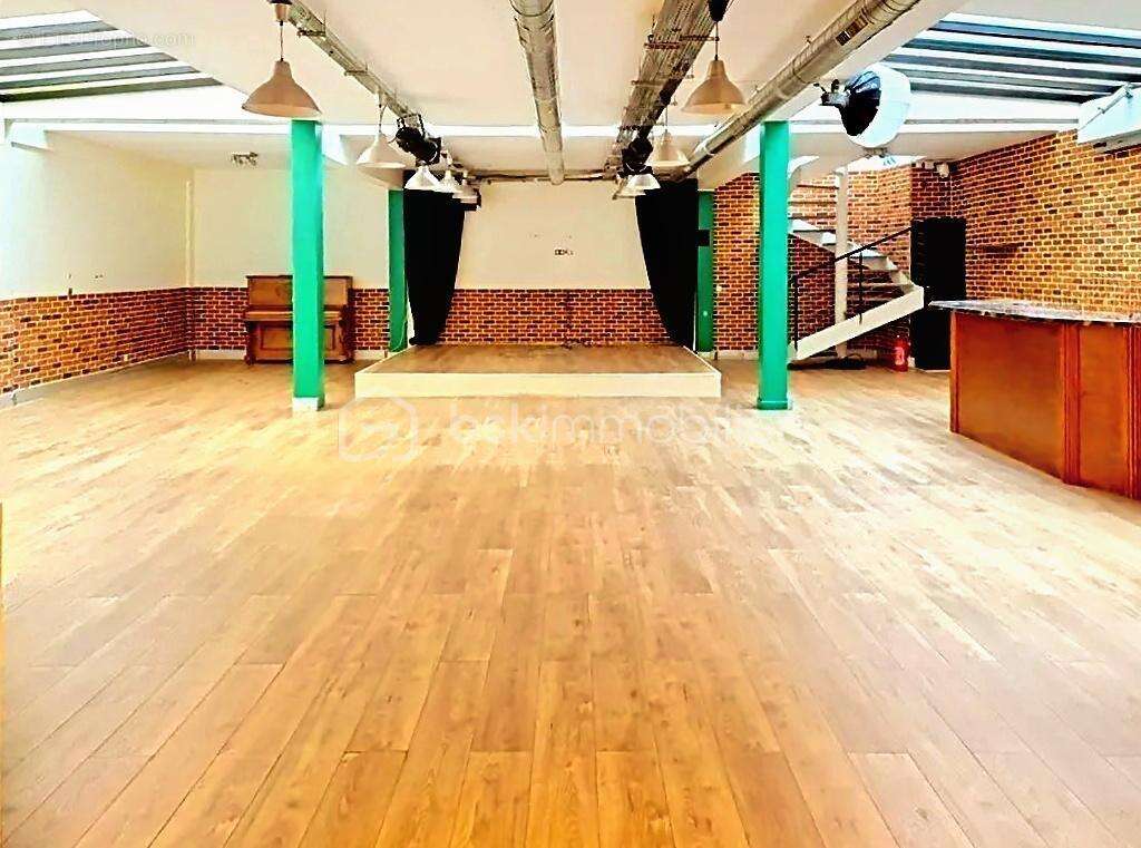 LEVALLOIS-PERRET : Bureaux 'Style Industriel' sous Verrière & Financement Exceptionnel - photo 5