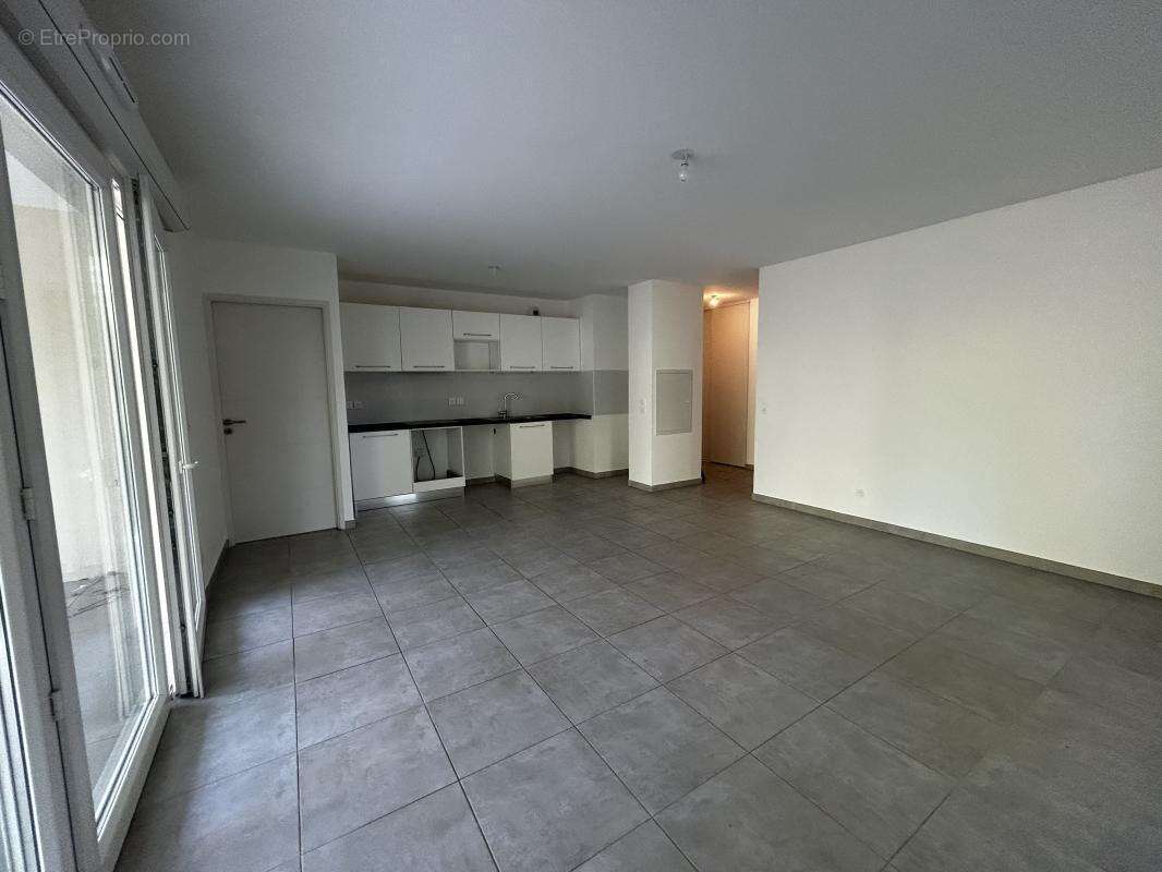 Appartement à MARSEILLE-9E