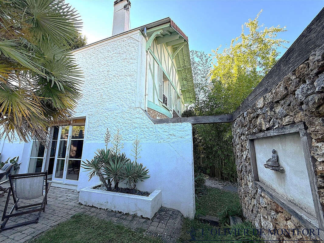 Maison à MONTFORT-L&#039;AMAURY