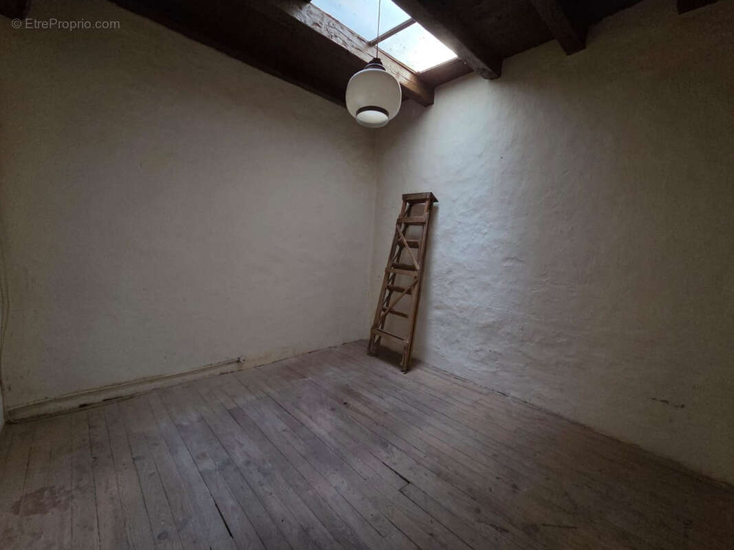 Beau potentiel pour cette maison de village - photo 11