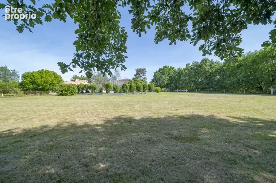 MONTAUBAN - Maison T4 de 110 m2 sur sous-sol complet sur terrain de 3 714 m2 avec piscine. - photo 6