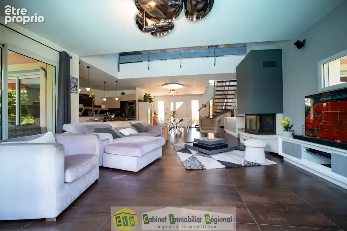 Coup de cœur   superbe villa 230 m2 avec piscine chauffée - photo 4