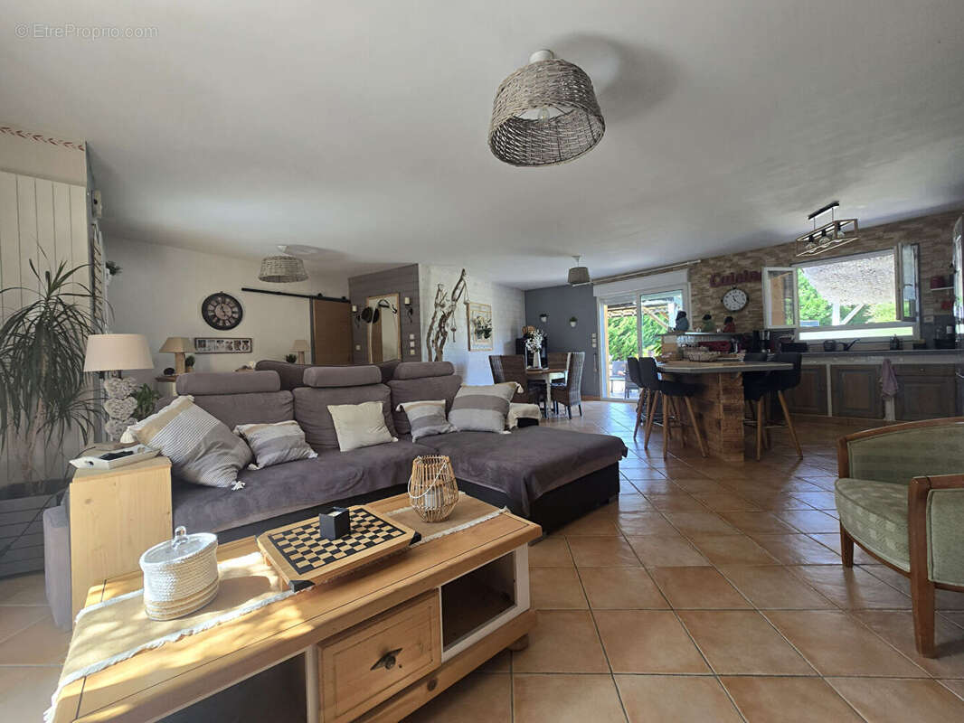 Maison à SPAY