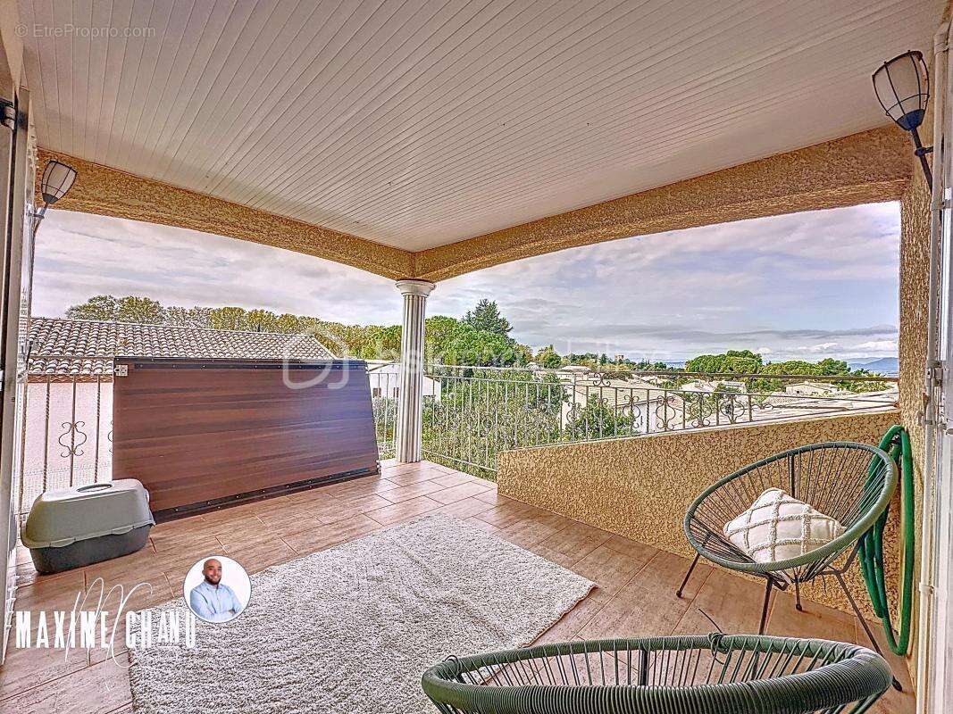 À Vendre : Belle Maison de 155 m² à Gignac, au Calme et Proche du Centre - photo 15