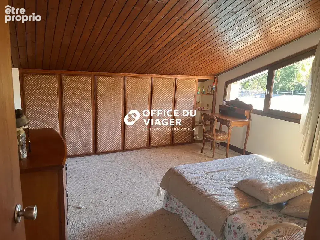 Maison - 6 pièces - 260 m² - photo 17