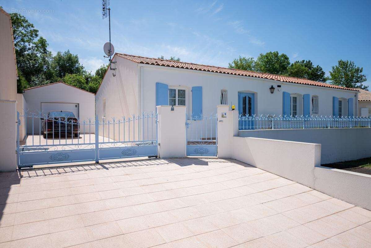 Maison à BREUIL-MAGNE