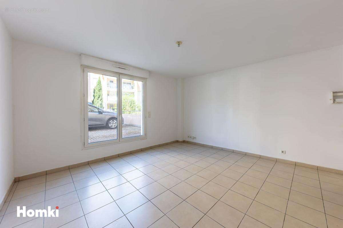 Appartement T1 de 27 m² à Sainte-Maxime 83120, Rue Félix Martin - photo 2
