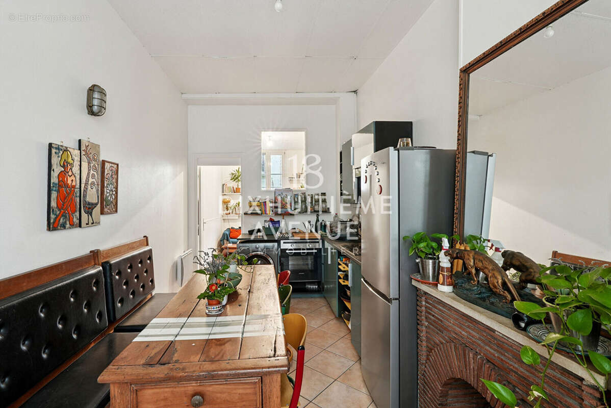 Appartement à PARIS-18E