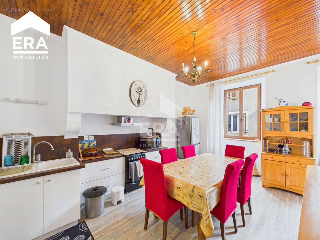 Maison à MARCILLAC-VALLON