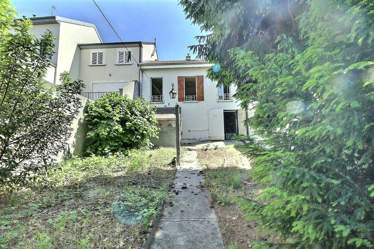 Maison à COLOMBES