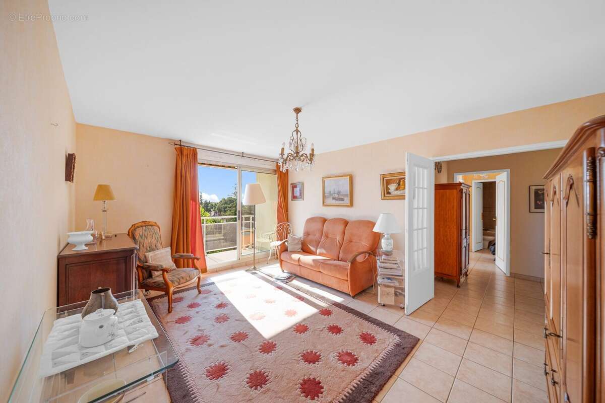 Appartement à TALANT