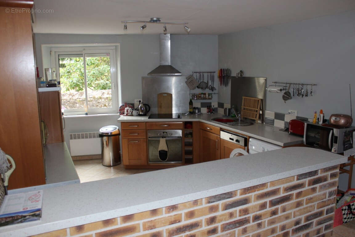 Maison à ARNAC-POMPADOUR