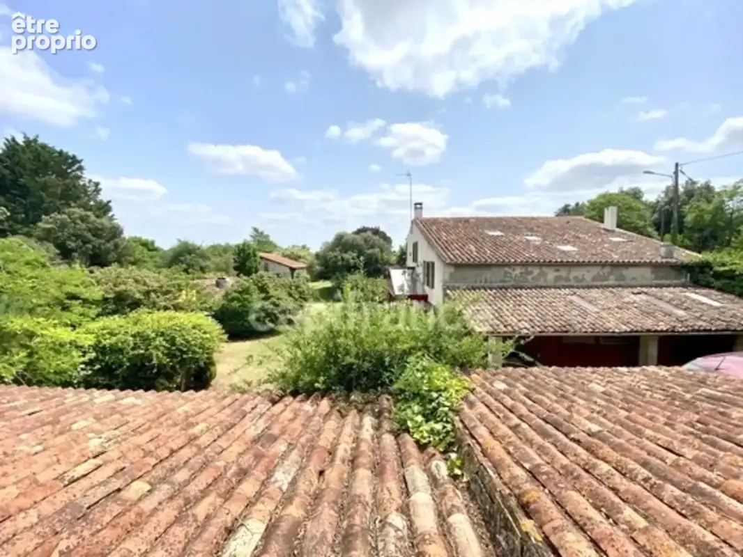 Dpt Charente Maritime (17), à vendre BORDS  2 maisons - photo 9