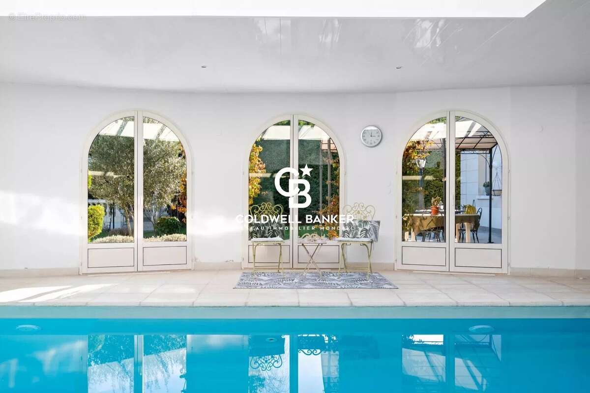 Maison à LE VESINET