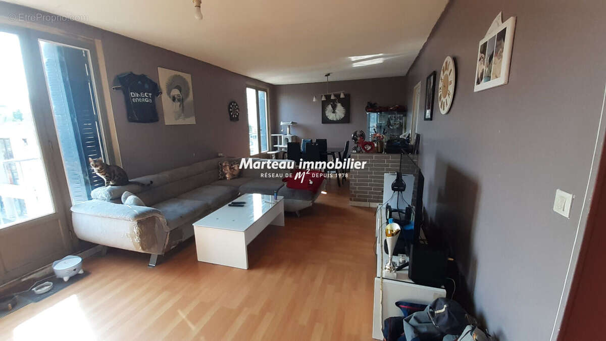 Appartement à ALLONNES