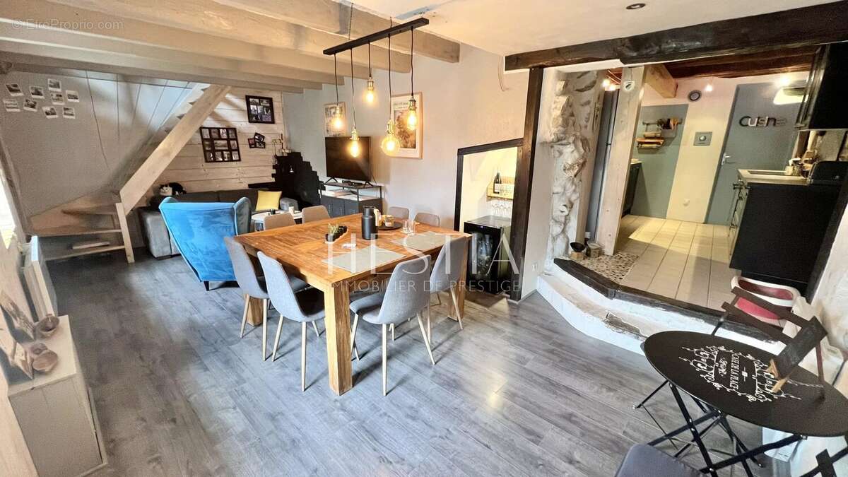 Ancien corps de ferme de 134m² avec 4 chambres - photo 2