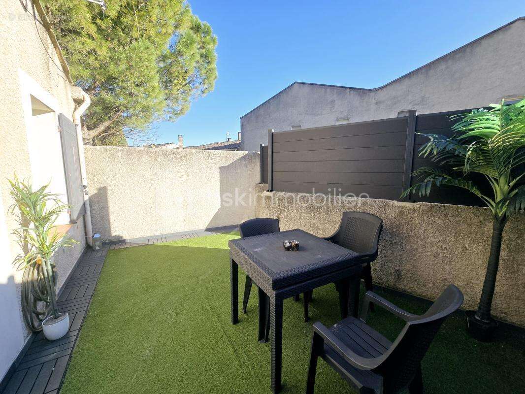 Appartement à VILLELAURE