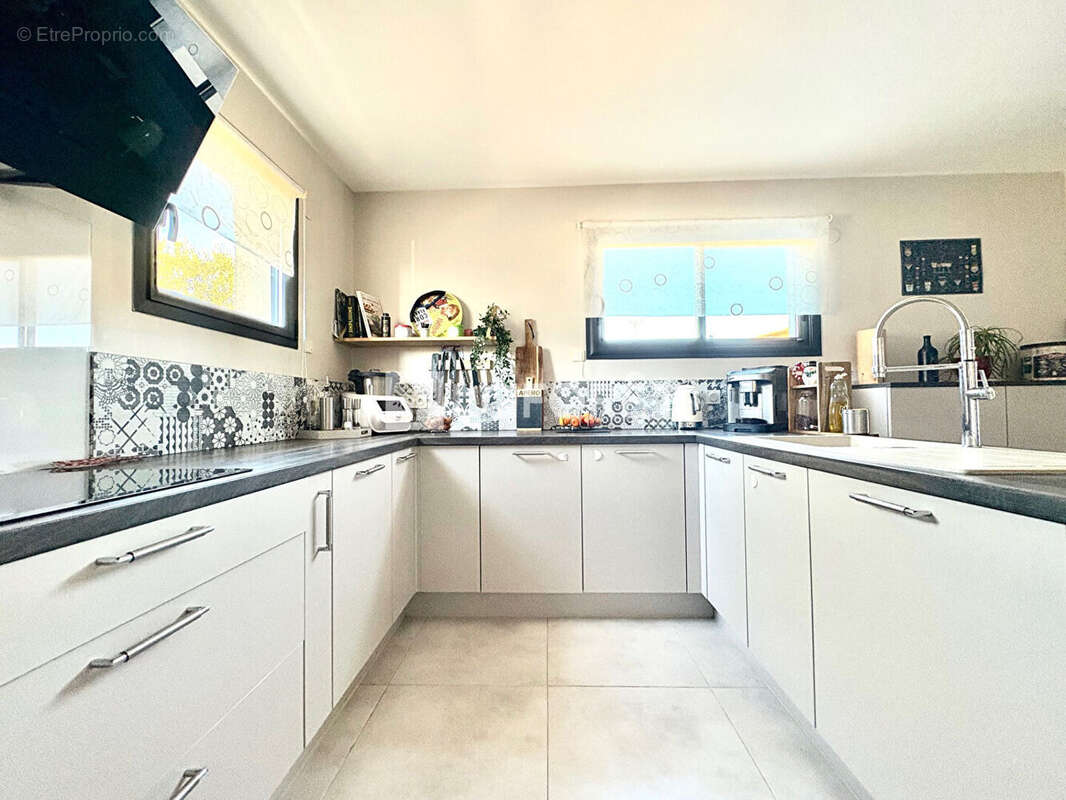 Maison à LATOUR-BAS-ELNE