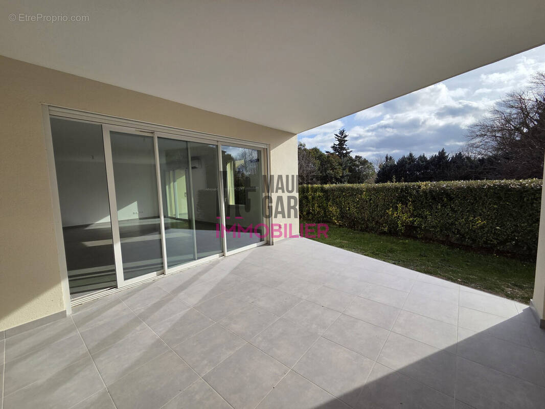 Appartement à L'ISLE-SUR-LA-SORGUE