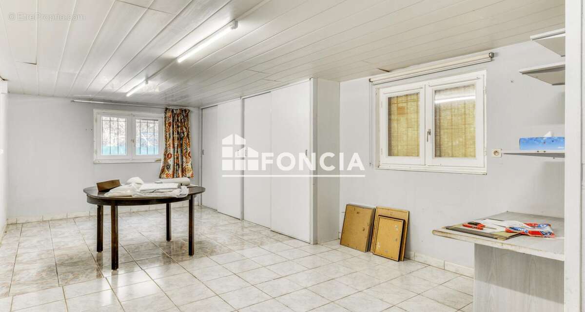 Maison à LUC-SUR-ORBIEU