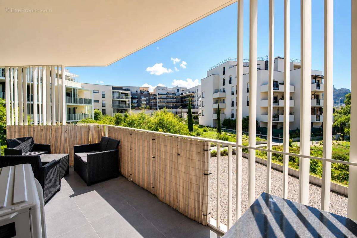 Appartement à MARSEILLE-10E