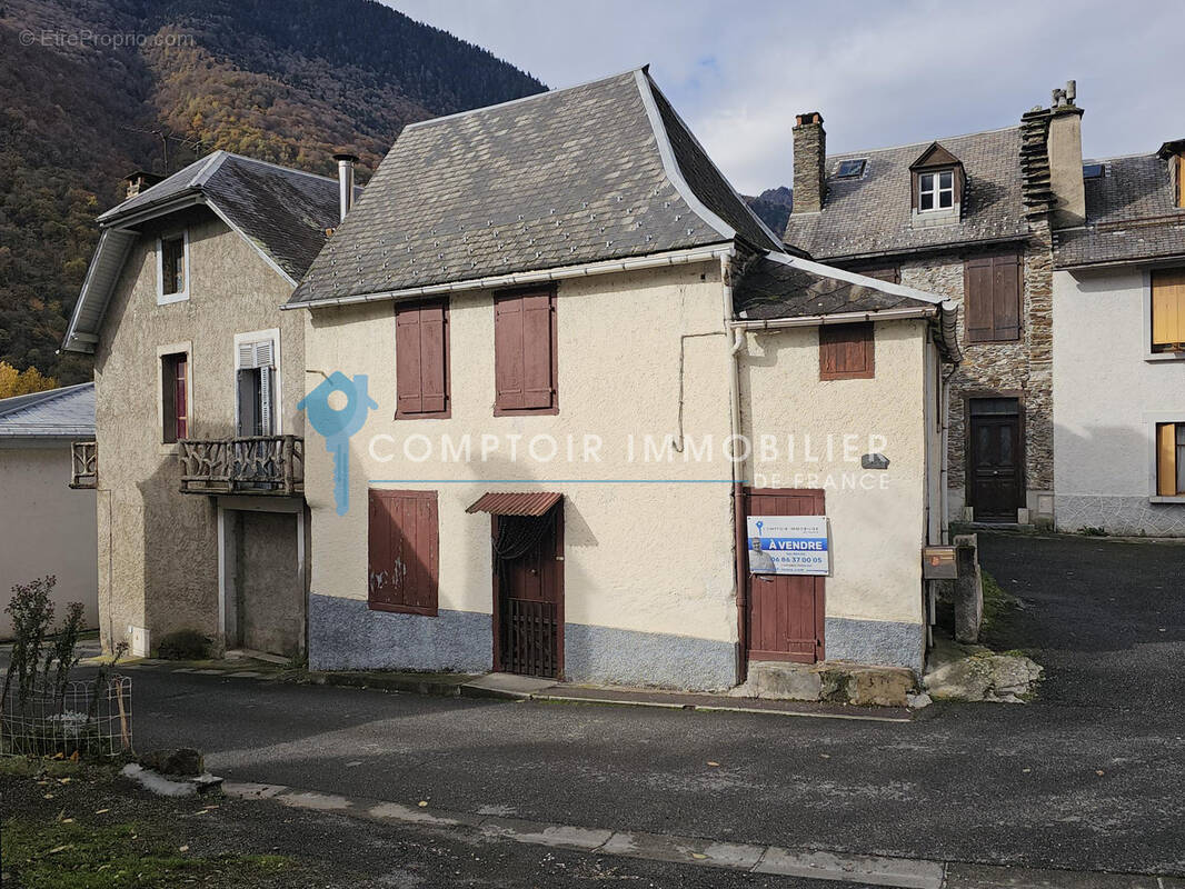 Maison à FOS