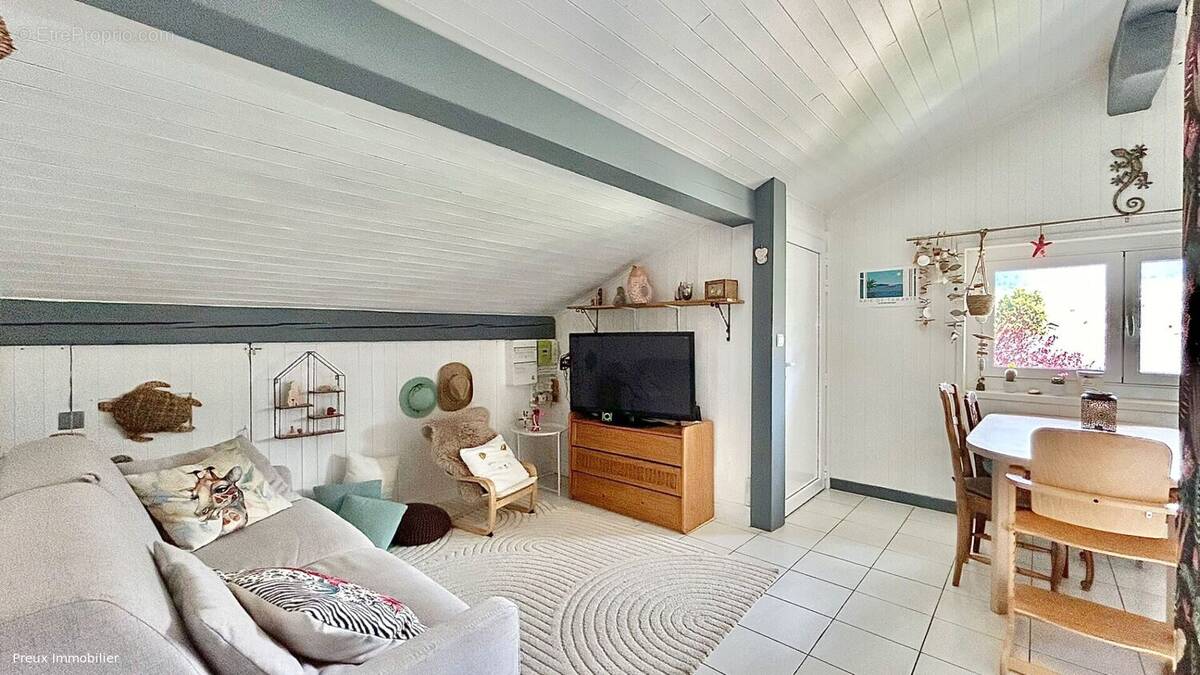 Appartement à MARIGNIER