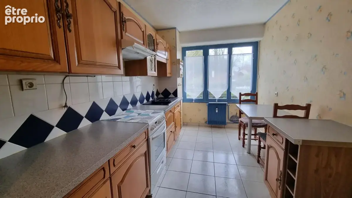 Grand F2 (51m²) proche toute commodités - photo 3