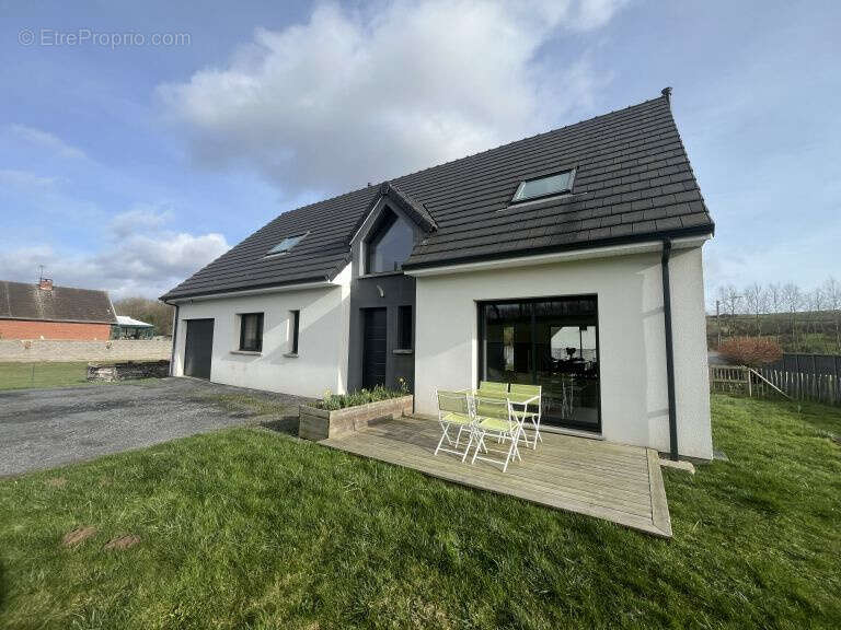 Maison à BUIRE-AU-BOIS