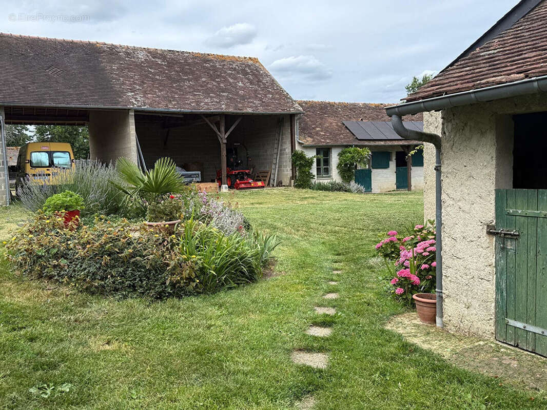 Maison Clermont Creans 6 pièce(s) 165 M² - photo 15