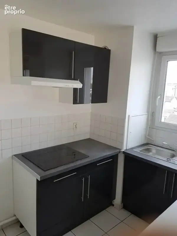 Appartement fort potentiel proche ligne 14 - photo 2