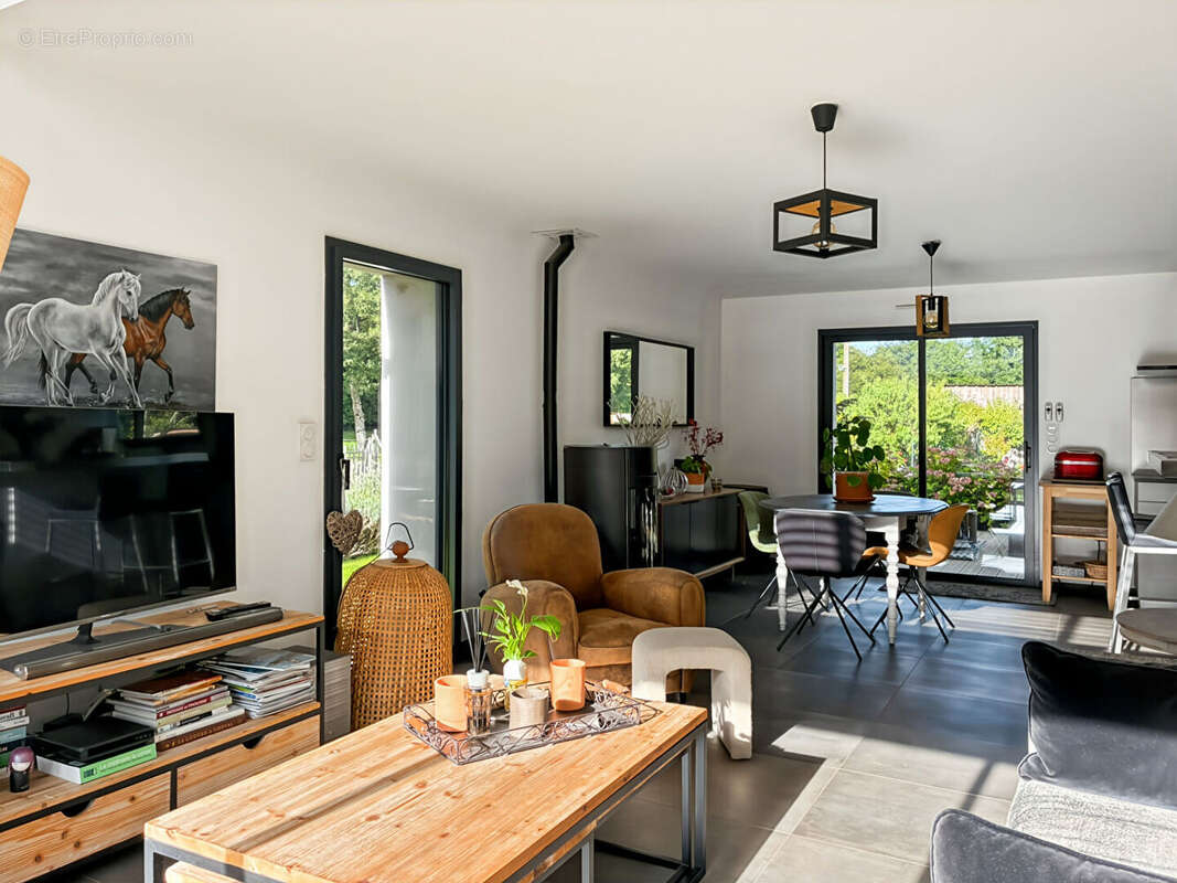 Maison à THORIGNE-FOUILLARD