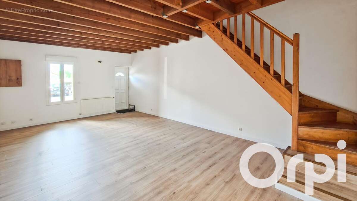 Maison à PONT-SAINT-ESPRIT