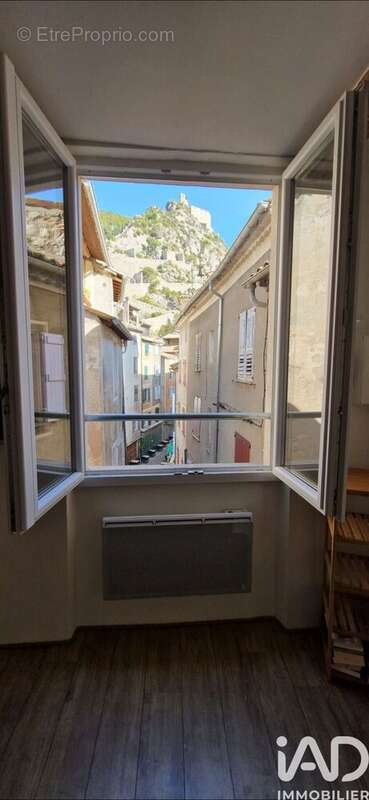 Photo 2 - Appartement à ENTREVAUX