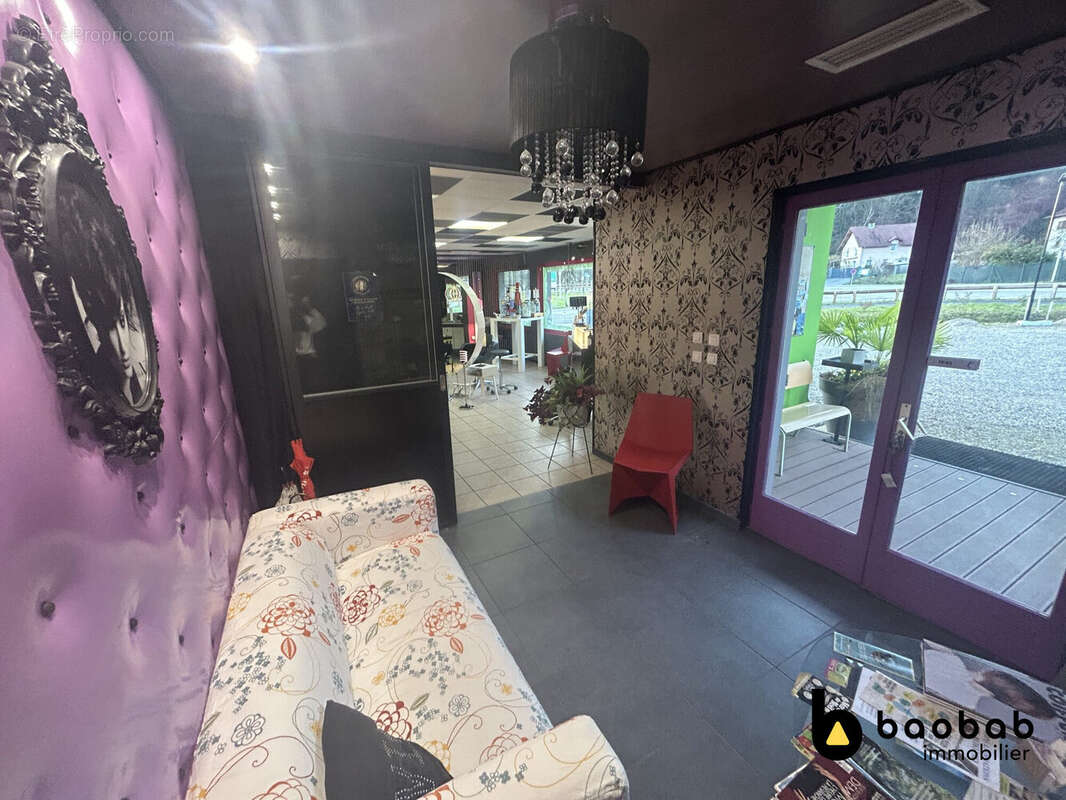 Autre à SAINT-ALBAN-DE-MONTBEL