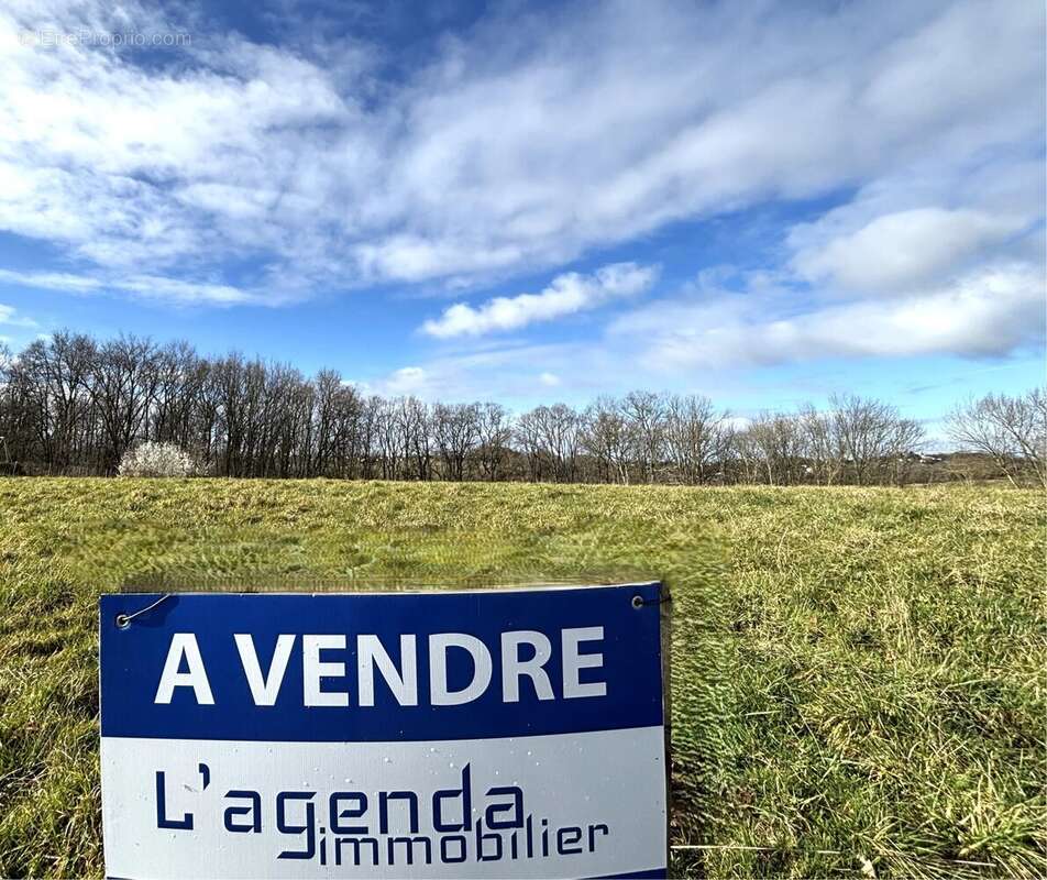 Terrain à TARBES