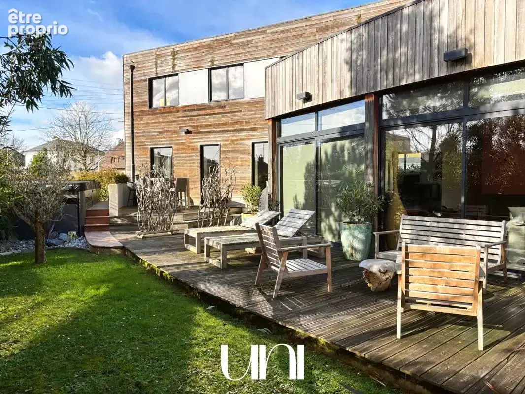 Maison 8 pièces de 210 m2 avec terrasse - Caen Université - photo 11