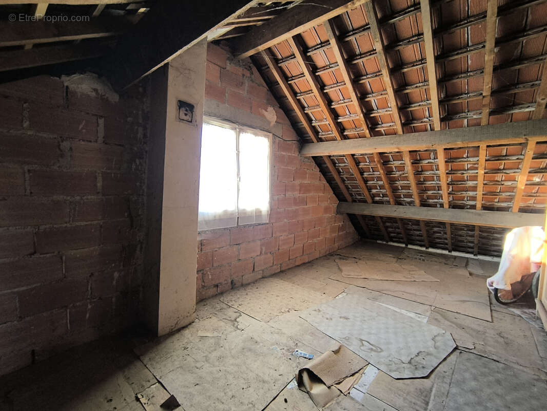 Maison à CHEZY-SUR-MARNE