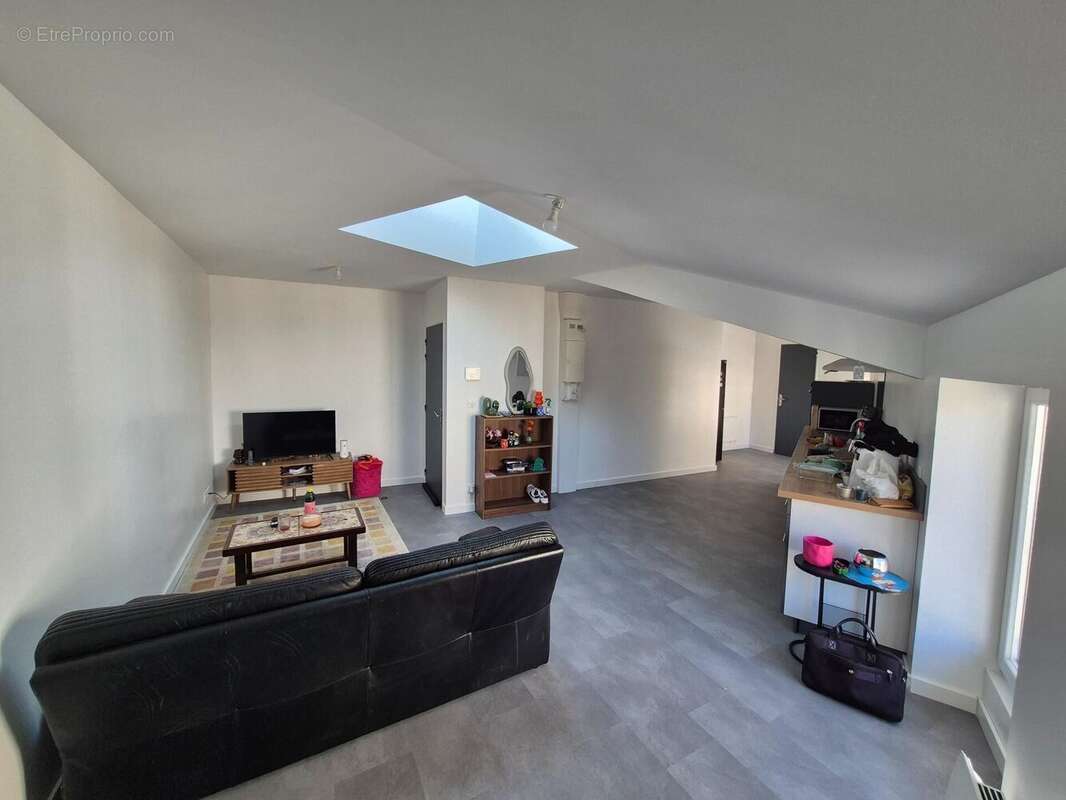 Photo 5 - Appartement à NEUVILLE-DE-POITOU