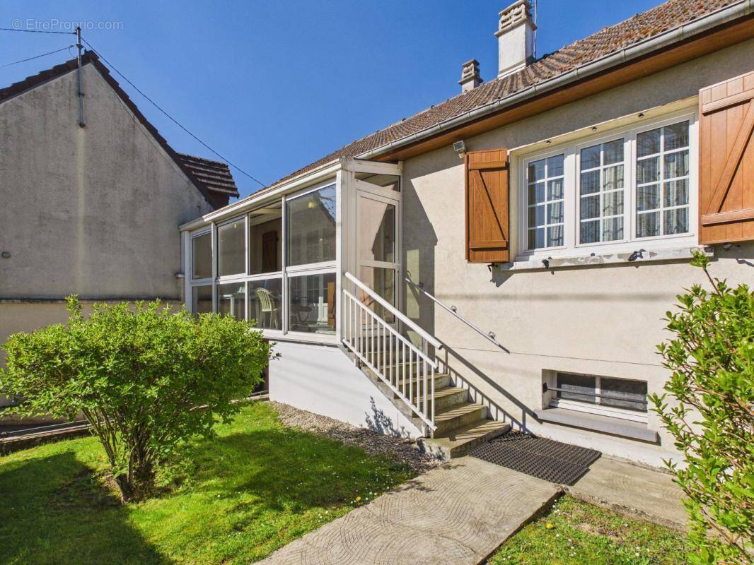 Maison à FESCAMPS