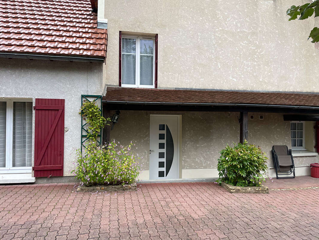 Maison à GUILLERVAL