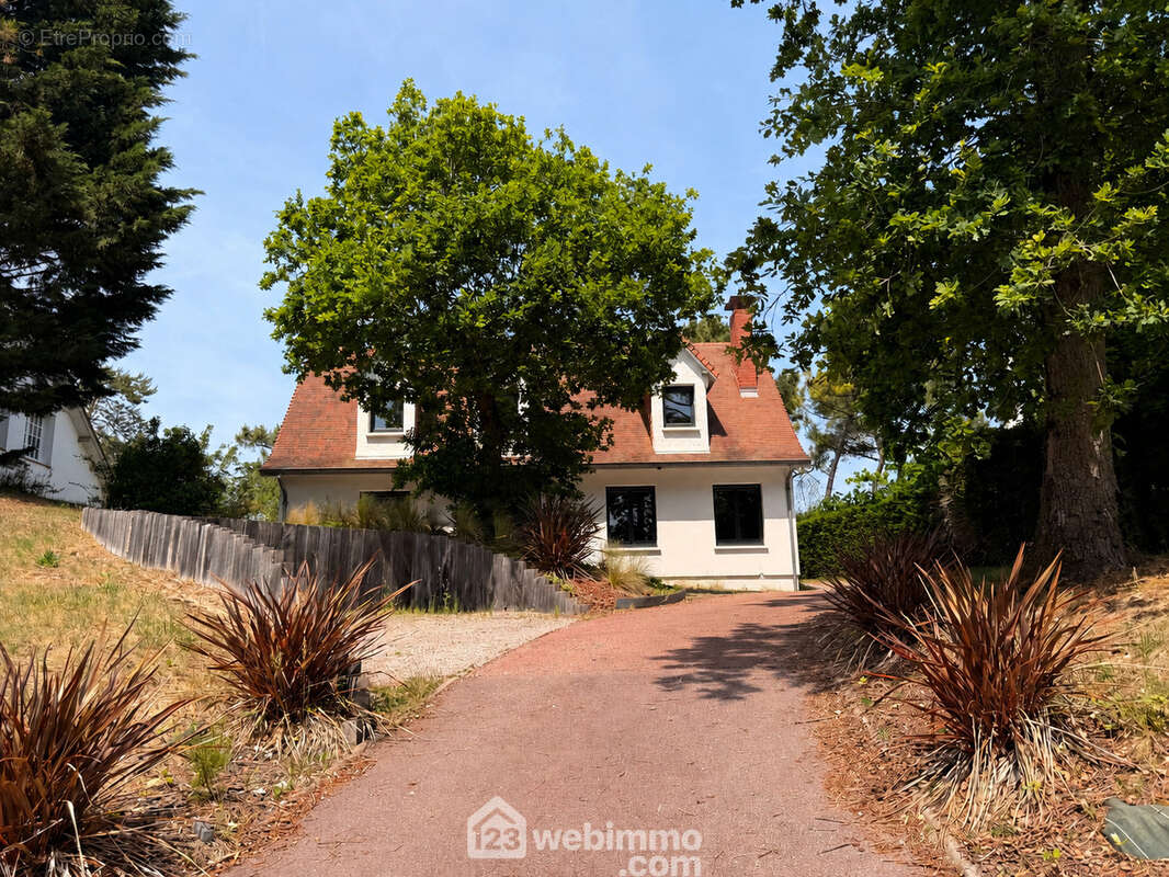 Laissez-vous séduire par cette somptueuse propriété aux prestations remarquables - Maison à LE TOUQUET-PARIS-PLAGE
